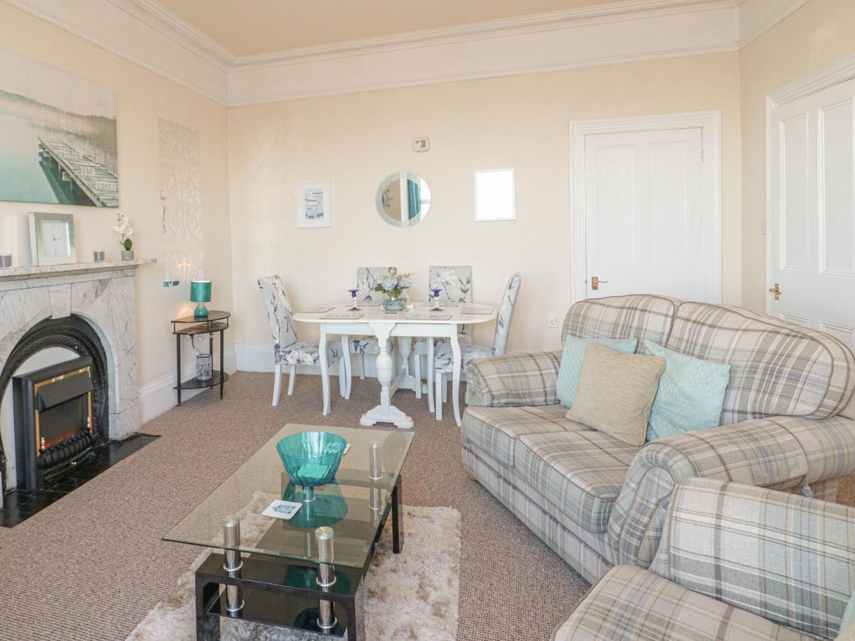 Appartement Llys Madoc, First Floor Flat à Penmaen-mawr Extérieur photo